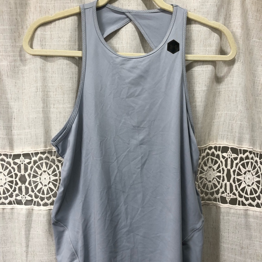 NWT under Armour tank